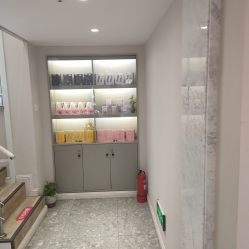 -咪咪专业脱毛连锁机构