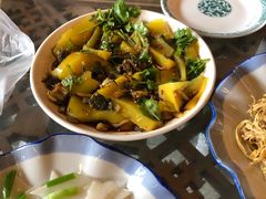 -阿鹏故事云南野生菌火锅(人民路店)