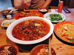 -先启半步颠小酒馆(白麓里店)