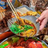 夜宵来这里撸串喝酒，好惬意！