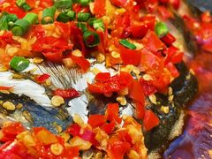 -阿瓦山寨·湘菜现炒·剁椒鱼头王(咸阳总店)