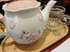 -秘密旅行Bonjour(黑金冠 江南西店)