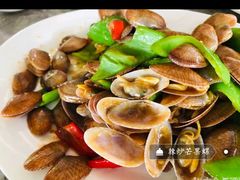 -四川小胡子海鲜(丁村万人海鲜广场店)