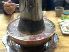 -正宗乌拉满族炭火锅(四平店)