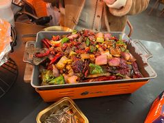 -何师烧烤Pro ·小龙虾·江湖川菜·精酿啤酒(太古里店)