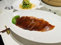 酥香嫩烤鸭-四季民福烤鸭店(外滩外白渡桥店)