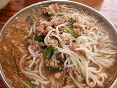 -正宗杨记普洱酸醋米线(总店)