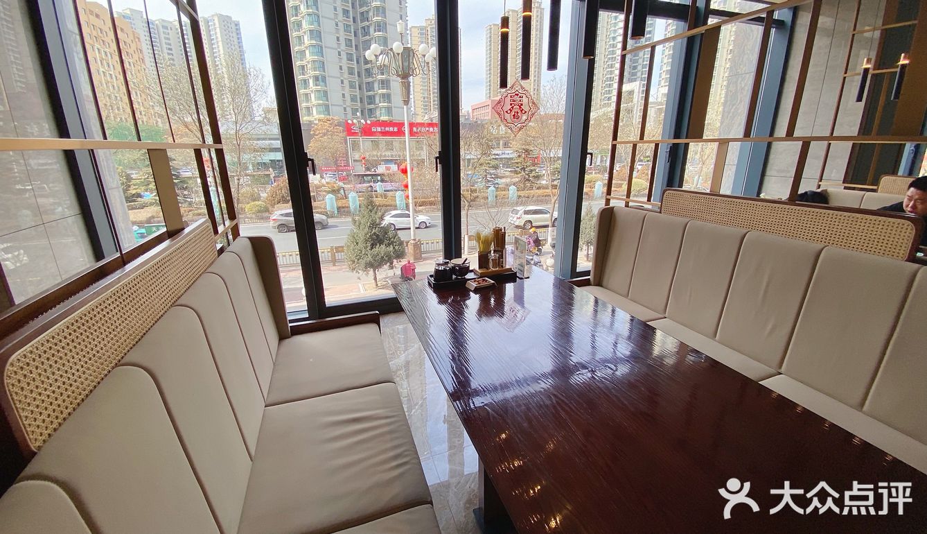 观金城 本地清真特色美食餐厅