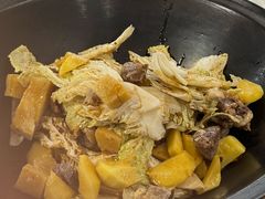 -粘豆包柴火铁锅炖