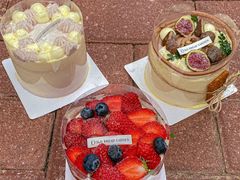 -顶东面包花园·生日蛋糕(世博店)