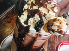 爆炸冰激淋巧克力-MIKAKU(万达广场上海宝山店)