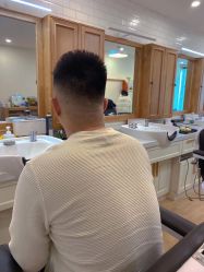-韦恩先生Barbershop英式男士理发馆