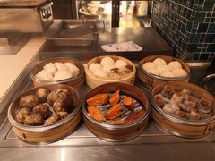 -上海浦东假日酒店逸庭咖啡厅