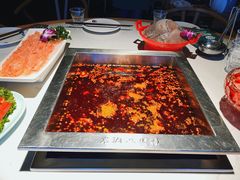 -二荆条·蜀鲜汇城市森林火锅