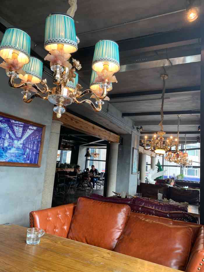 lyfatti 莱芙缇(赣水路店)-"莱芙缇披萨店给我的感觉特别好,环境舒适