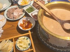 -蒙亨·手把肉·蒙古包文化主题餐厅(天恒广场店)