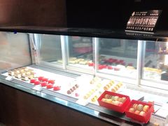 面包甜点陈列柜-食间牛排(湖西路店)