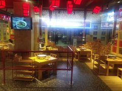 大堂-么肆烤肉·中式自助·烤肉大排档(街道口季佳PAI店)