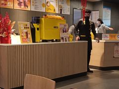 大堂-麦当劳(龙之梦购物中心店)