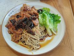 罗汉上素拌面-知福里 麻酱拌面·小牛汤(陕西南路店)