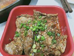 -牛华八婆麻辣烫(龙湖U城店)