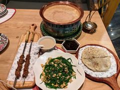 -哈啾嗨·新概念蒙餐(红星新城店)