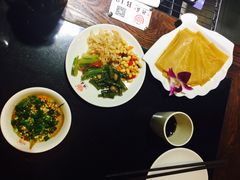 -重庆德庄火锅(体育中心店)