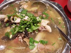 -谢老五跷脚牛肉·非遗传承店