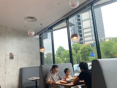 靠窗位-必胜客(安吉浙北店)