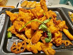 -荷塘秋月·本帮江浙菜(国权路店)