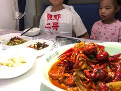 -靓虾二哥长沙地标小龙虾(五一广场店)