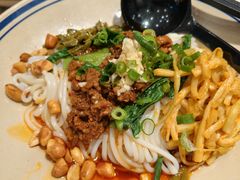-桂在香知桂林米粉(南岗松雷店)