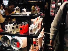 -Victoria's Secret(杭州湖滨银泰in77店)