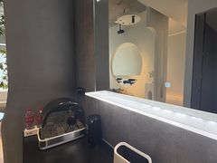 -芷迹江景酒店(五一广场汇景城店)