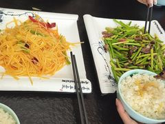 -撒拉人家.酸菜牦牛肉火锅