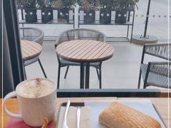 -星巴克(绵阳涪城凯德店)