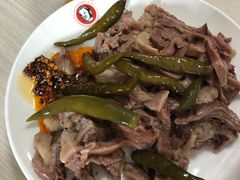 -闫家驴肉老店(华电一校店)