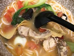 -蒙自源过桥米线(红谷滩万达店)