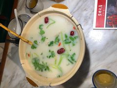 铁棍山药炖江团鱼-掌柜的店·河南菜(日月光店)