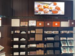 -Laderach 莱德拉(上海环贸iapm店)