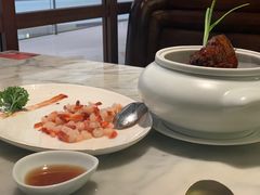 手剥河虾仁-蝶园·装修中(BFC外滩金融中心店)