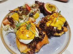 烟熏三文鱼班尼迪蛋-BE BRIGHT KITCHEN(正佳广场店)