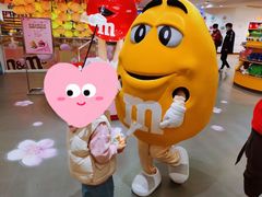 -m豆巧克力世界(上海世茂广场店)