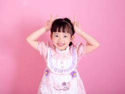 -小熊维尼高端儿童摄影(罗湖区总店)