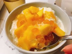 芒果牛奶冰-堂屋糖水店(愚园店)