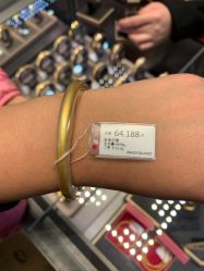 -六福珠寶(银泰百货大红门店)