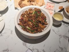 -关东小磨东北菜(漕河泾印象城店)