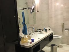 浴室-太平洋丽晶套房酒店