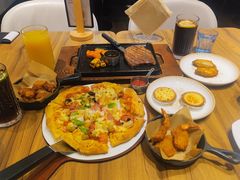 -必胜客(中大银泰店)