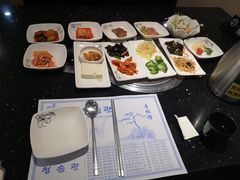 -青松馆韩国料理(香港中路佳世客店)